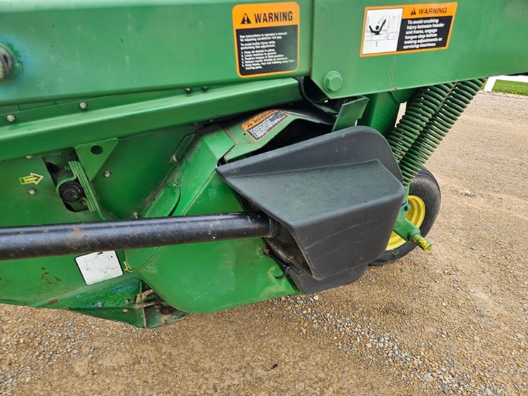 john-deere-820-image-57