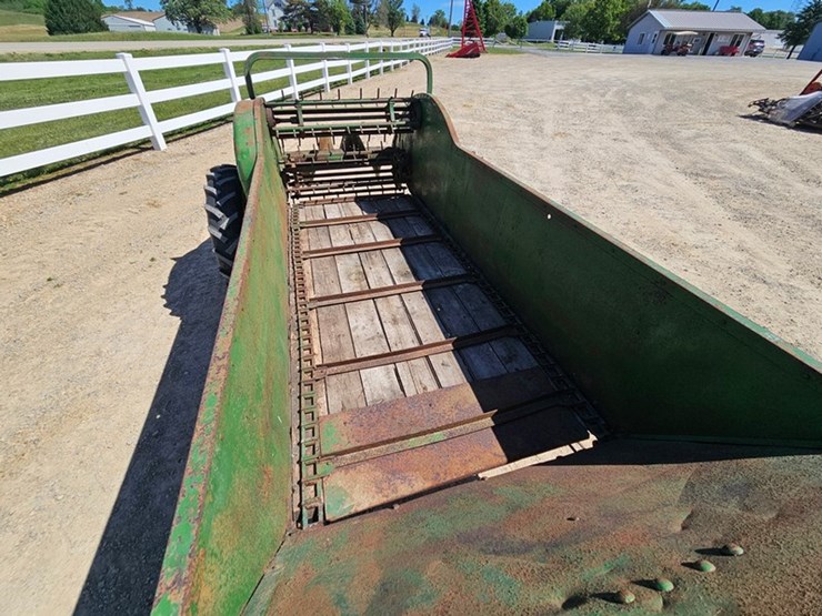 john-deere-7-image-11