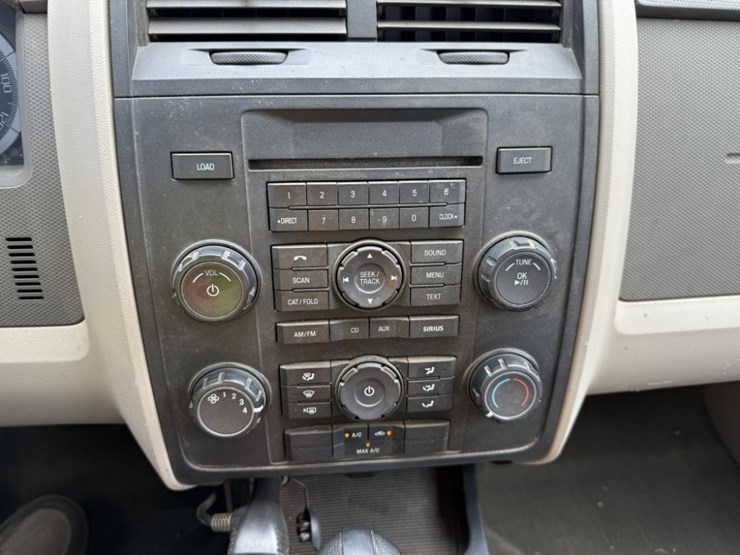 2009-ford-escape-image-28