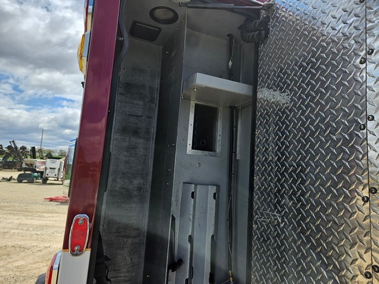 2016-ford-e450-image-52