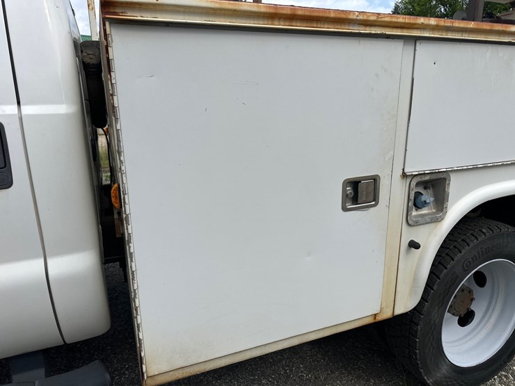 2012-ford-f450-image-24