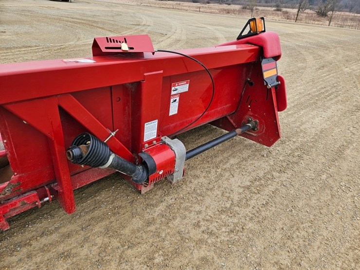 case-ih-3208-image-28