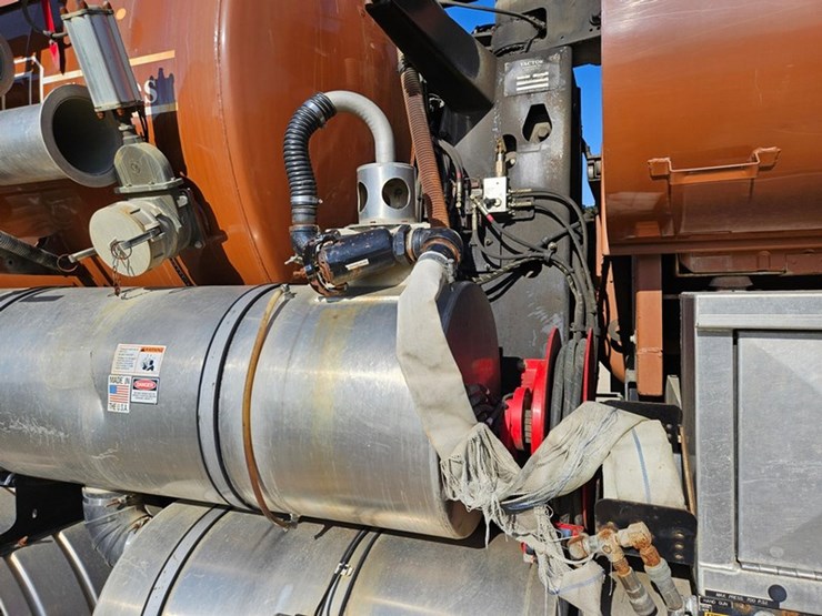 2001-vactor-2100-image-28