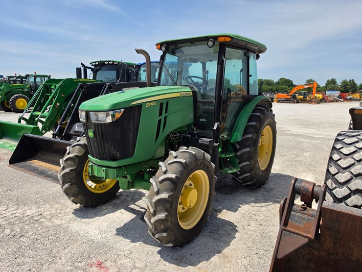 2013-john-deere-5100e-image-20