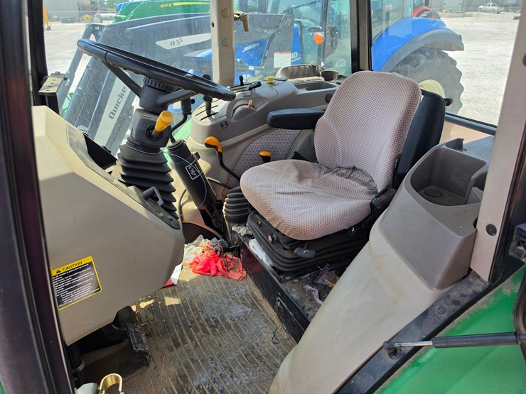2013-john-deere-5100e-image-13