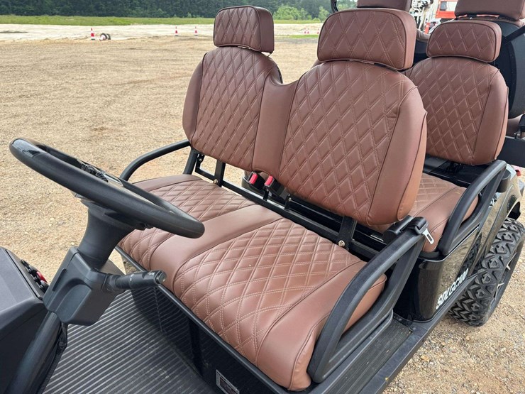 2025-sd-lanch-street-legal-6-seater-golf-cart-w/-on-board-charger-(1-mile-showing)-image-9