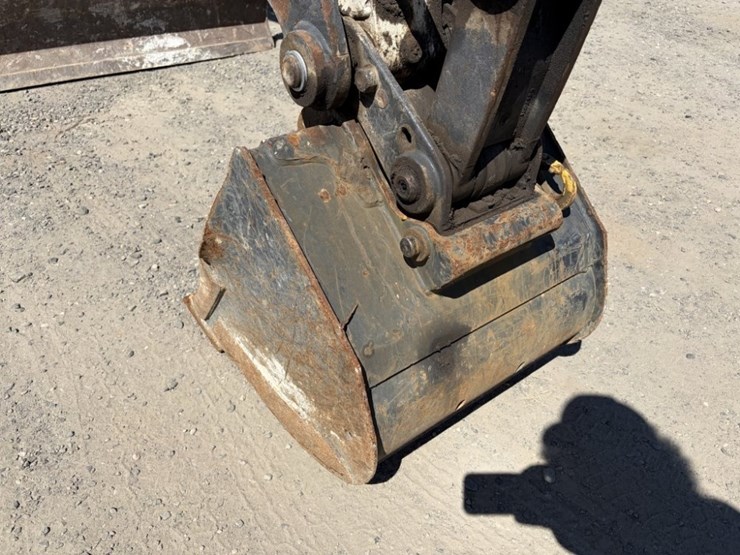 2008-bobcat-435-image-12