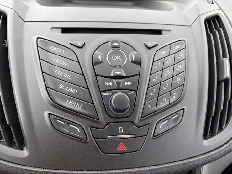 2015-ford-escape-image-29