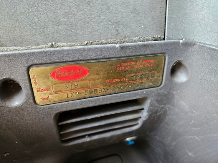 2006-peterbilt-379-image-67