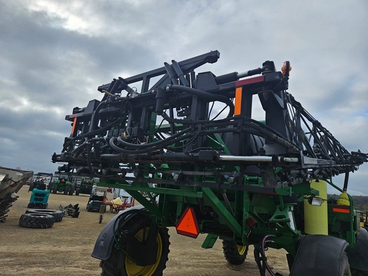 john-deere-4700-image-20