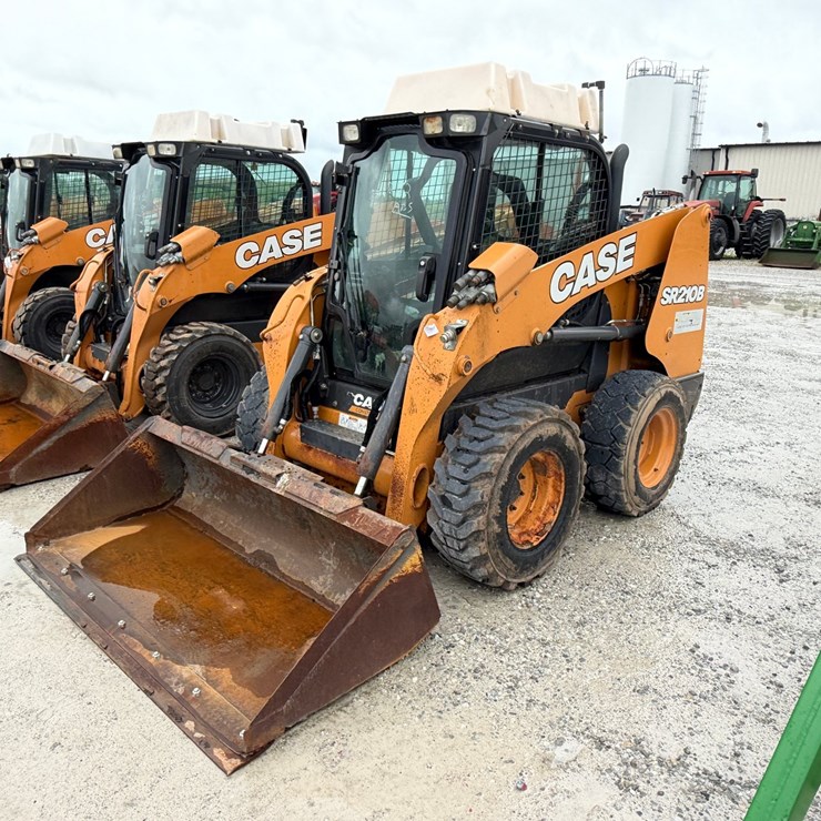 2020 CASE SR210B