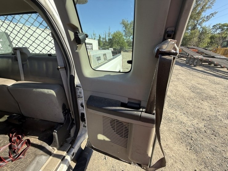 2008-ford-f250-image-27