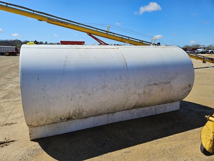 #5092-•-1000-gallon-fuel-tank-image-2