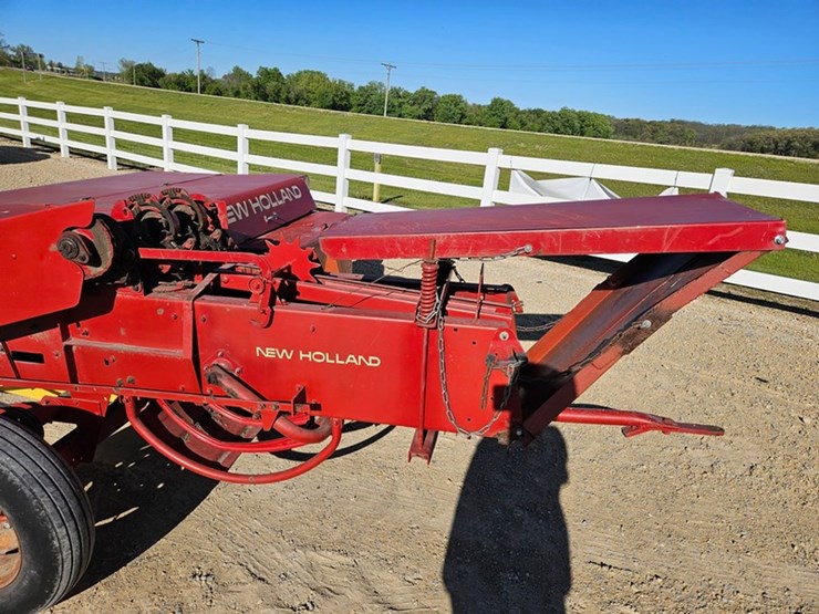 new-holland-268-image-25