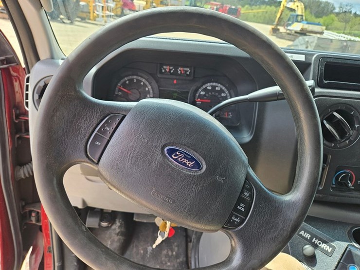 2016-ford-e450-image-67