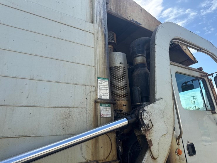 #7-•-2015-mack-heil-front-loader-image-43
