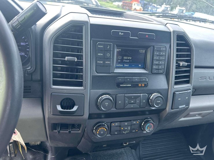 2019-ford-f450-image-15