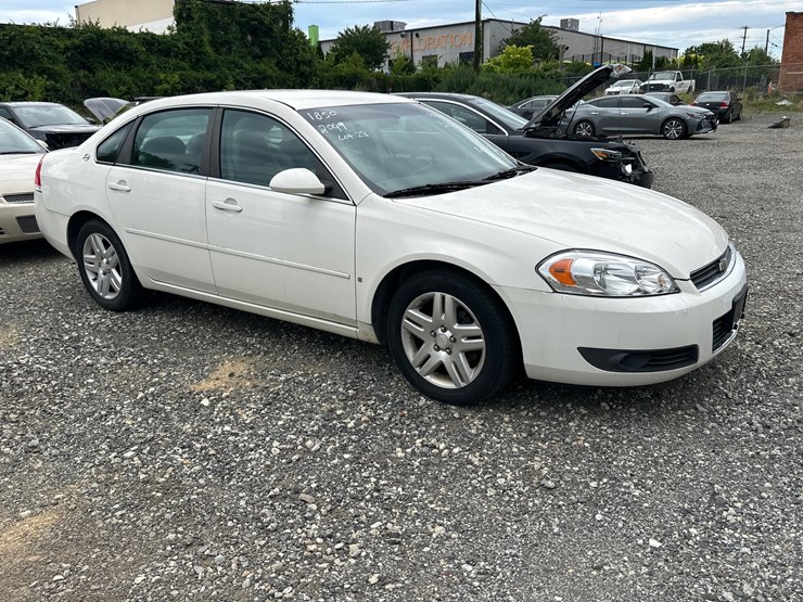#28-•-2008-chevy-impala-image-1