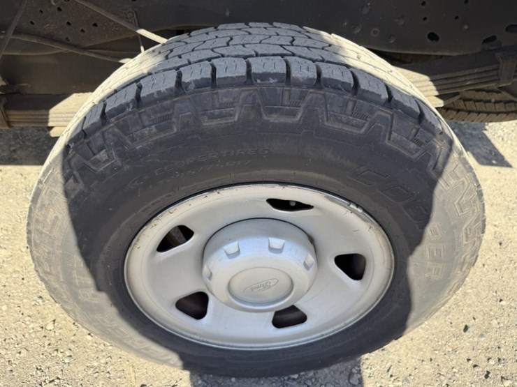 2008-ford-f250-image-17