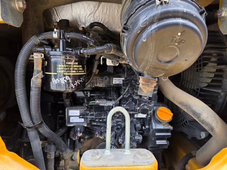 2020-deere-35g-image-15