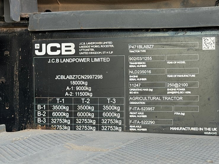 #212254-•-2022-jcb-8330-fastrac-tractor-image-28