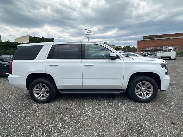 2018-chevrolet-tahoe-image-6