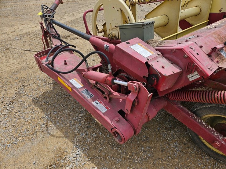 new-holland-472-image-19
