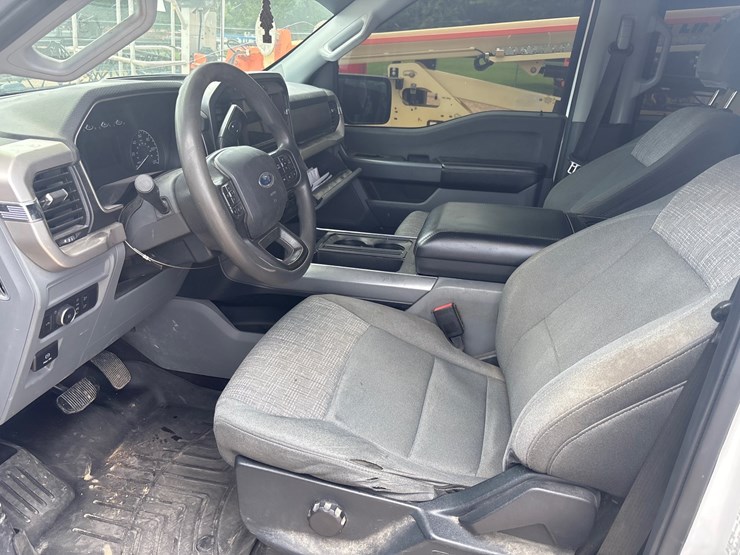 2021-ford-f150-xl-image-6