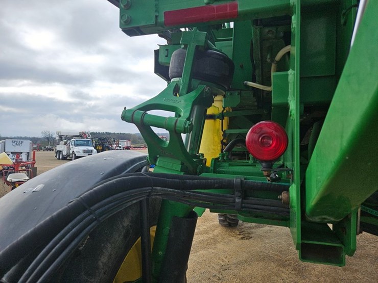 john-deere-4700-image-68