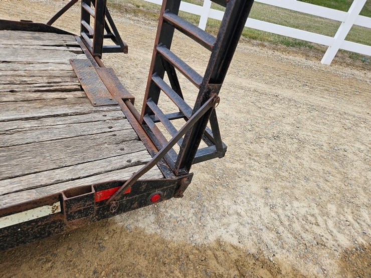 #5066-•-millennium-81"-x-18'-tandem-axle-trailer-image-16