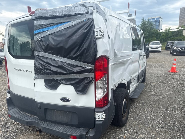 2018-ford-transit-image-9