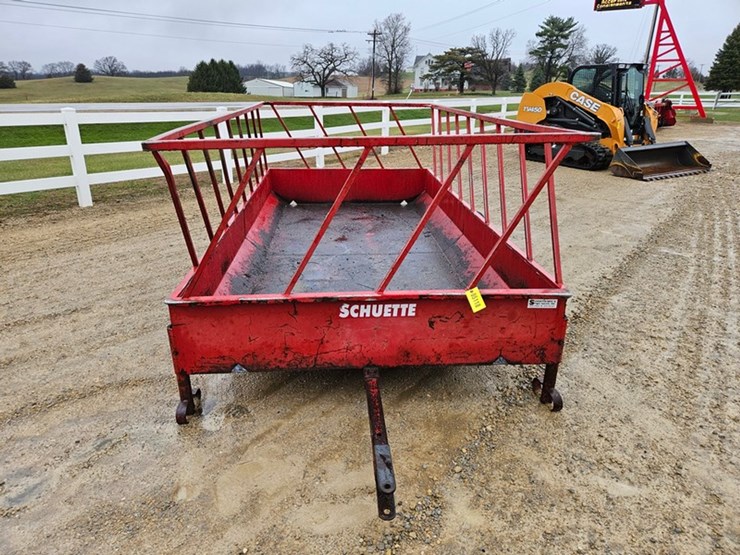 #5118-•-schuete-single-axle-bale-feeder-wagon-image-8