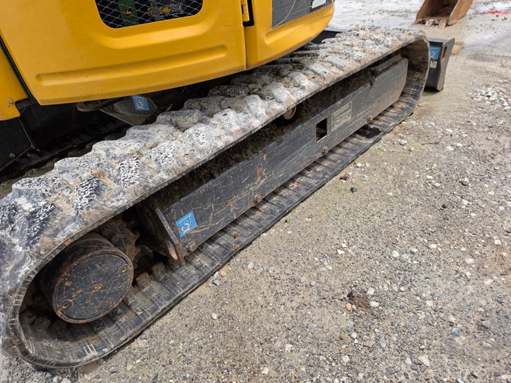 2018-deere-26g-image-19