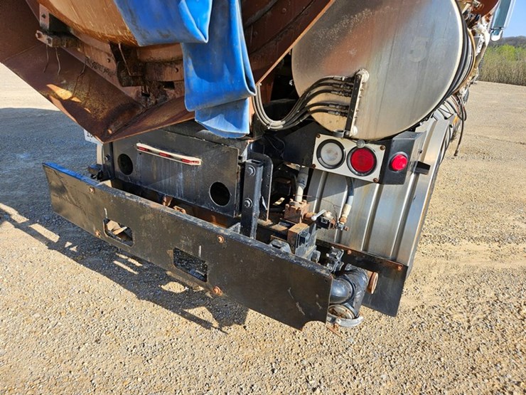 2001-vactor-2100-image-36