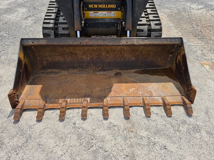 2023-new-holland-c345-image-3