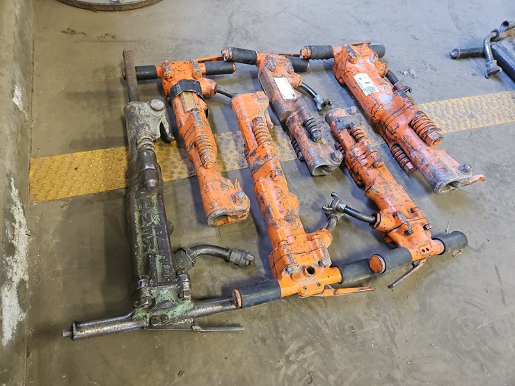 quantity-of-pneumatic-jack-hammers-image-3
