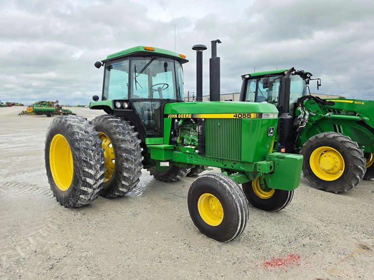 1990-john-deere-4055-image-1