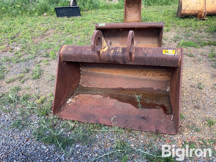 pr1196-excavator-bucket-image-2