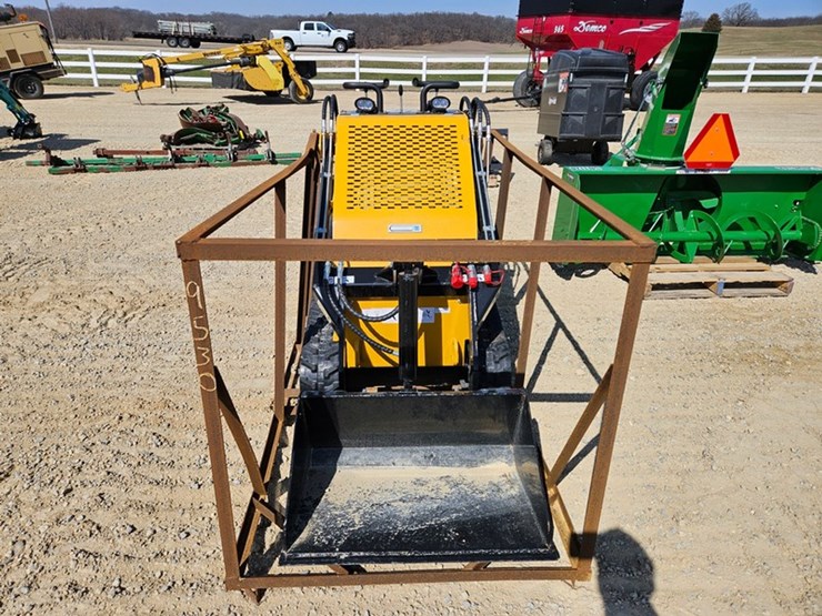 #5207-•-2025-agt-mx-mrt-14-mini-skid-steer-image-8