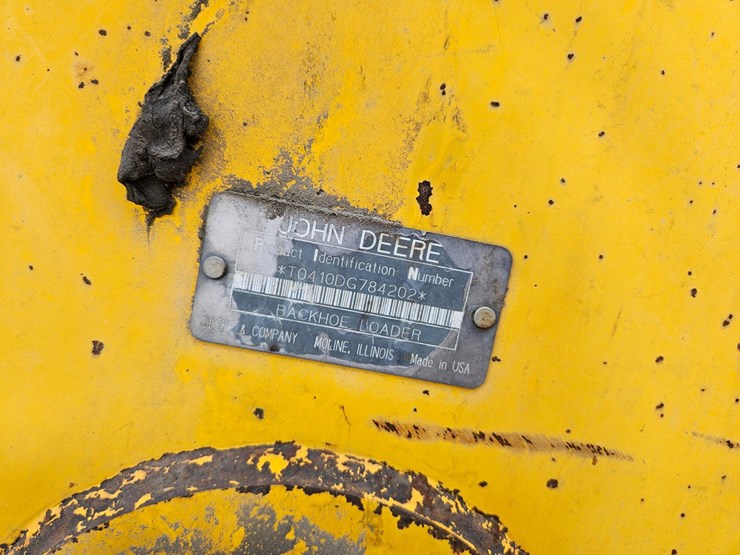 deere-410d-image-40