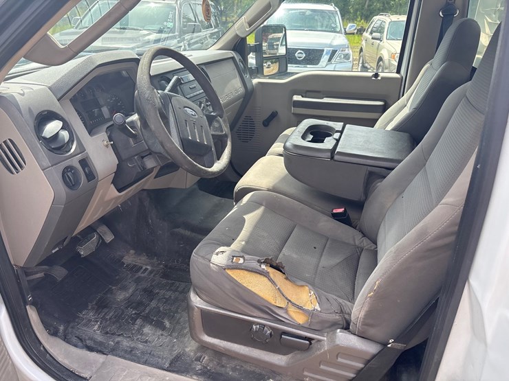 2010-ford-f250-image-5