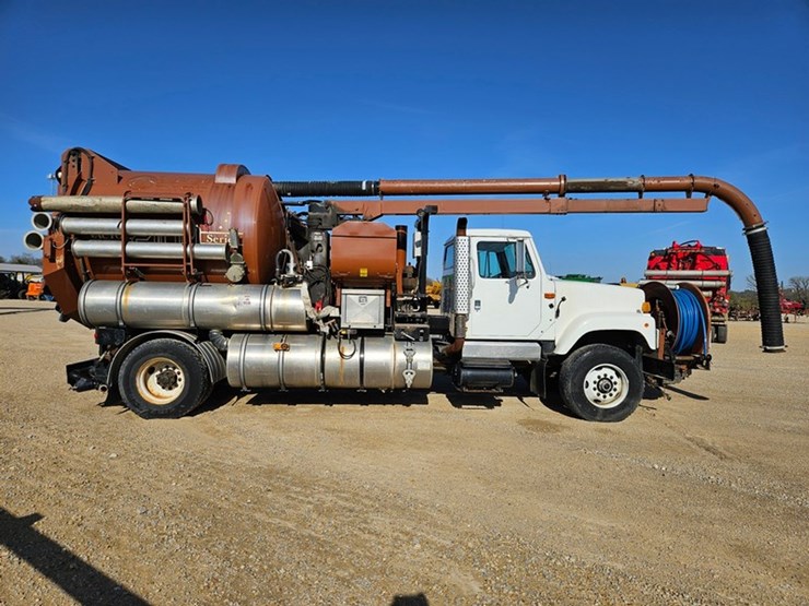 2001-vactor-2100-image-6