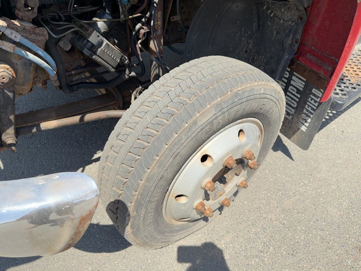 2003-gmc-c4500-s/a-flatbed-truck-image-9