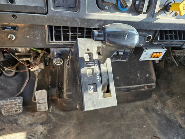 2001-vactor-2100-image-67