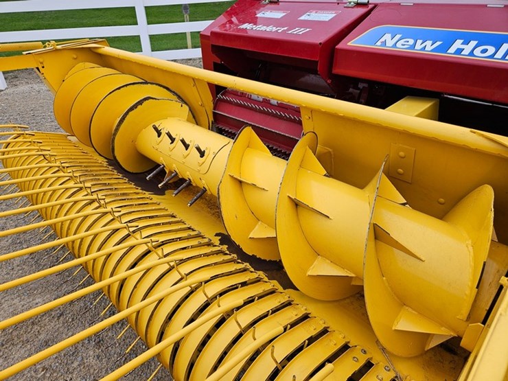 new-holland-fp240-image-15