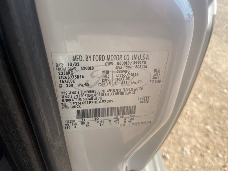 2004-ford-f250-lariat-image-9