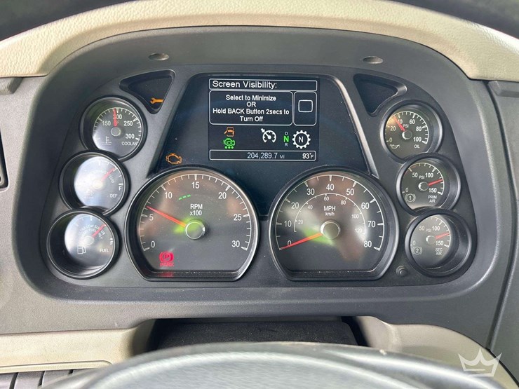 2019-peterbilt-579-image-17