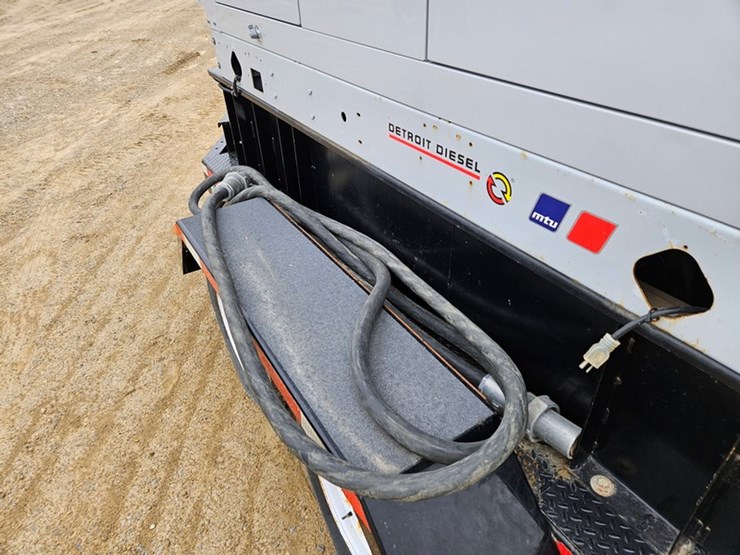 #5177-•-tramont-100-kw-towable-generator-image-21