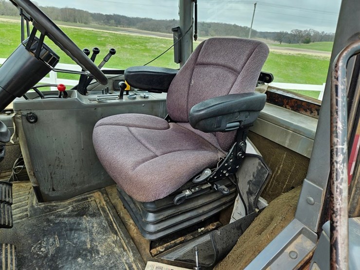 case-ih-7130-image-39