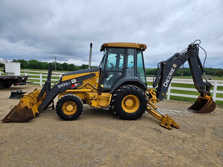 deere-310sj-image-2
